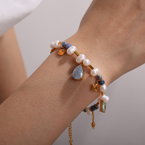 Collar de circonita y perlas estilo francés, forma de lágrima, gargantilla para fiesta, engaste con bisel en tono dorado - Product Image 3