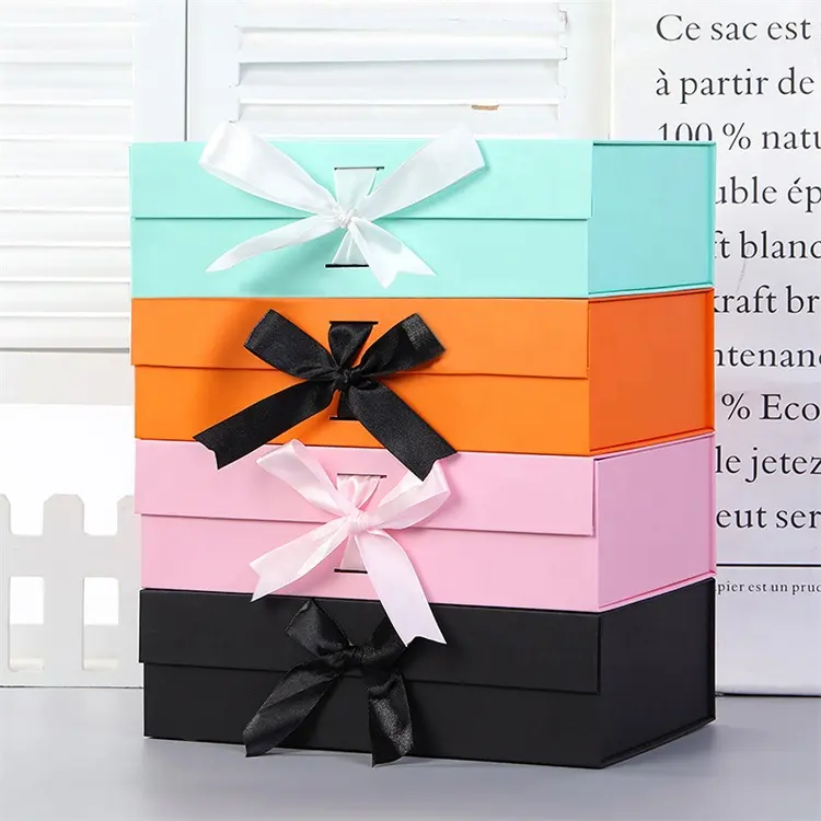 Boîte d'emballage de luxe en carton rigide rose pliable pour Costume, boîte d'emballage personnalisée en papier sur mesure magnétique pour robe de mariée, boîte-cadeau