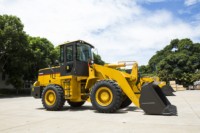 Chinesischer Kleinlader 3-Tonnen-Radlader XG932H Frontlader mit Leichtmaterialschaufel zum Verkauf