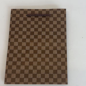 Sac en papier enduit gaufré mat de qualité supérieure avec poignée de sac en papier en nylon - Product Image 1