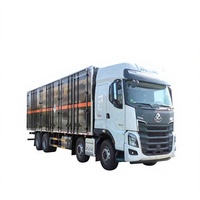Camión de Transporte de Explosivos 8X4 de 30 Toneladas para Mercancías Peligrosas y Materiales de Voladura con Caja de Carga Antiestática