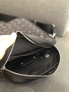 Bolso Bandolera con Logotipo Personalizado Mochila de Viaje Compacta y Resistente. Proveedor de Cuero OEM ODM. Precios Directos de Fábrica de Artículos de Cuero - Product Image 6