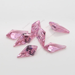Gemme sintetiche CZ tagliate a macchina all'ingrosso rosa sciolto/<span class=keywords><strong>acquamarina</strong></span>/pietra preziosa di zirconi cubici a forma di aquilone <span class=keywords><strong>Color</strong></span> smeraldo per gioielli - Product Image 2