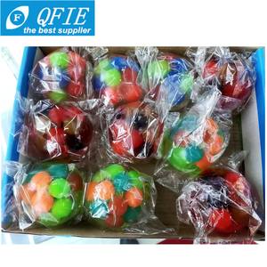 Vente en gros de jouets gonflables unisexes de boule d'eau de 6.0cm TPR articles de distributeur automatique d'éclaboussures de perle de couleur collante - Product Image 5