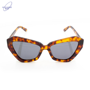 Wholesale Custom Logo Plastic Shades Sunglasses Women Men 2023 Sun Glasses Cheap Eyewears Sunglasses 2023