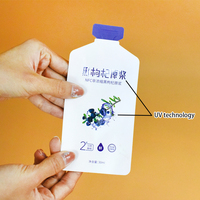 Sac en plastique jetable en forme de mini bouteille thermoscellée feuille d'aluminium Sachet d'emballage de sachet de boisson en gel énergétique