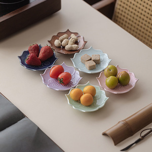Guanlan <b>Ceramics</b> Flower Shape Porcelain Tea And Snack <b>Plate</b> For Party Fruit Platter - Product Image 4