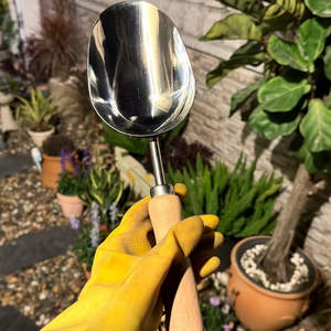 ชุดตัก<span class=keywords><strong>ดิน</strong></span>แบบหล<span class=keywords><strong>ว</strong></span>มสำหรับปลูกในส<span class=keywords><strong>ว</strong></span>นพ<span class=keywords><strong>ลั</strong></span>่วมือพร้อมด้ามไม้เกรียงทำส<span class=keywords><strong>ว</strong></span>น - Product Image 3