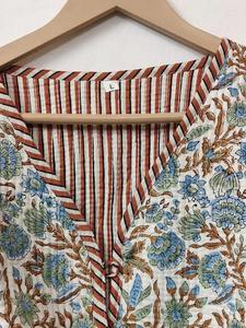 Blouson Bomber Réversible Écologique et Respirant pour Femme avec Broderie Florale, Doublure Hiver Matelassée en Nylon/Coton – Tendance pour - Product Image 2