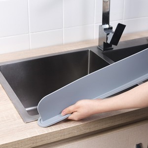 <span class=keywords><strong>Protector</strong></span> de <span class=keywords><strong>Salpicaduras</strong></span> para Fregadero de <span class=keywords><strong>Cocina</strong></span>, 19.3 Pulgadas, Gris, de Silicona, con Ventosas Fuertes, <span class=keywords><strong>Protector</strong></span> de Grifo y Encimera, Fácil de Instalar - Product Image 2