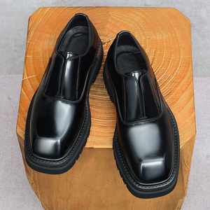 รองเท้าผู้ชายแบบสวม รุ่นใหม่ปี 2025 หนังเงา สไตล์ลำลองทางธุรกิจ พื้นหนา กันลื่น สำหรับฤดูใบไม้ร่วง - Product Image 5