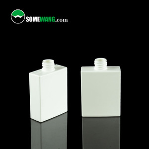 Botella vacia rellenable cuadrada de pe plastico 90 300ml  para champoo líquido locion gel de ducha con tapa flip'top - Product Image 2
