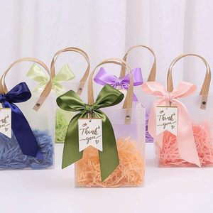 Bolsa de Compras de PVC Transparente Personalizada Creativa, Bolsa de Regalo Publicitaria de Plástico PP para Ropa - Product Image 2