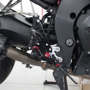 Pedane Arretrate Regolabili CNC per Moto YAMAHA <span class=keywords><strong>FZ1</strong></span> 2006-2014 e FZ8 2010-2013, Accessori per Moto - Product Image 5