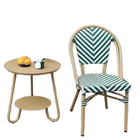 Chaise de bistrot en aluminium et rotin de style français moderne, couleur noir et blanc, pour jardin extérieur, en vente à prix abordable