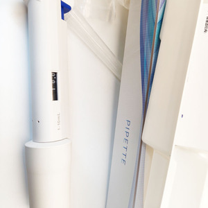 Contrôleur de pompe à pipette automatique portable pour laboratoire, 1-10 ml, pour micropipettes à embout plastique, marque Pipette Aid Leafing, garantie 1 an - Product Image 3