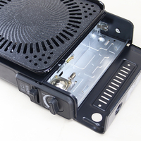 Réchaud de camping au gaz butane portable multifonctionnel avec plaque de cuisson carrée pour barbecue, cuisinière à gaz pour les voyages en plein air, les pique-niques et la cuisine