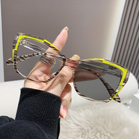 Lunettes de Mode Photochromiques Anti-Radiation Œil de Chat pour Femme Monture Anti-Lumière Bleue Lunettes de Soleil d'Extérieur pour Homme Femme