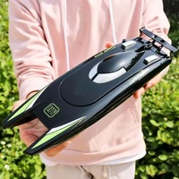 2,4G RC-Boot 30KM/H Hochgeschwindigkeits-Doppelmotor 2CH Wasserdichtes Ferngesteuertes Rennboot Spielzeug - 20 Minuten Akkulaufzeit für Kinder & Erwachsene