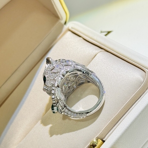 MuShan <strong>Jewelry</strong> Factory S925 Sterling <strong>Silver</strong> <strong>Emerald</strong> Cat Ring Full of Diamonds and Set With <strong>Emeralds</strong> Exudes Luxury and Elegance - Product Image 4