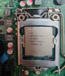 Processeurs de bureau <span class=keywords><strong>I3</strong></span> 9100 <span class=keywords><strong>I3</strong></span> 9100F <span class=keywords><strong>I3</strong></span> 9300T I5 9400F I5 9500 I5 9600K I7 9700 I7 9700F I9 9900KF LGA 1151 CPU d'occasion en stock - Product Image 4