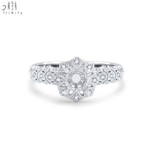 Bague de fiançailles semi-montée en or blanc 18 carats avec diamant naturel, style vintage exclusif fait main, pour femme, à porter comme alliance de mariage - Product Image 1