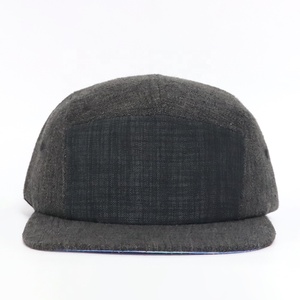 Gorras de 5 Paneles con Visera Plana para <span class=keywords><strong>Hombre</strong></span>, Estilo Vintage Minimalista, <span class=keywords><strong>Negras</strong></span>, Lisas, para Deportes, Senderismo, con Logotipo Personalizado a Precio de Fábrica - Product Image 2