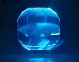 LED สีฟ้าน้ำแข็ง