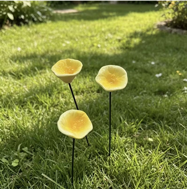 Feuille de lotus jaune