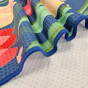 Serviettes de cuisine en tissu imprimé numérique, idéales pour les cadeaux et les articles promotionnels avec un attrait confortable - Product Image 2