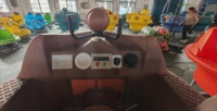 Bateau tamponneur électrique gonflable commercial QIQU pour 3 personnes (adultes et enfants) en PE, capacité 300 kg, vitesse réglable, à vendre