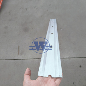 เครื่องขึ้นรูปม้วนเหล็กวัสดุก่อสร้างยี่ห้อ Wadley รุ่นขายดี สำหรับผลิตเหล็กเส้นและเหล็กราง - Product Image 3