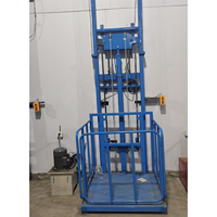Plateforme élévatrice de fret murale hydraulique Zhongcan à prix d'usine, capacité de charge 500kg-5000kg, avec rail de guidage et télécommande électrique