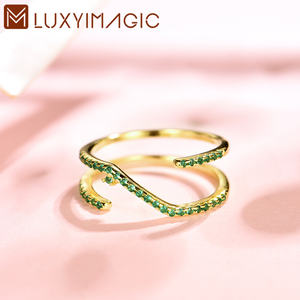 Anillo de plata de ley 925 chapado en oro con circonita cúbica de corte esmeralda para mujer, joyería, anillo de dedo, aniversario, compromiso. - Product Image 2