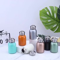 Termo de Acero Inoxidable de Gran Capacidad con Anillo de Transporte, Diseño Vintage, Impresión de Moda Nacional, Portátil, Ideal para Regalo