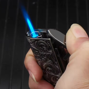 Encendedor de antorcha de llama de chorro de Metal con patrón de relieve Retro de diseño creativo ajustable con embalaje de logotipo para cigarrillos de Gas al por mayor - Product Image 3