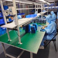Matière en mousse de silicone à cellules fermées, écologique, résistante aux intempéries, isolation thermique pour l'électronique automobile
