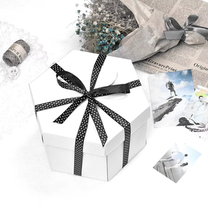 Explosión sorpresa Rosa regalo hecho a mano cumpleaños <span class=keywords><strong>aniversario</strong></span> boda cajas DIY álbum de fotos caja de embalaje de cartón hexagonal - Product Image 5