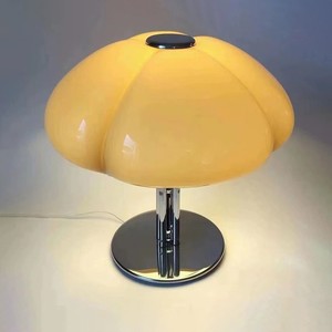Lámpara de Escritorio con Forma de Hongo Naranja, Base para Bombilla LED E27, Soporte Cromado, Lámpara de Mesa para Dormitorio o Estudio - Product Image 2