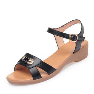 Sandalias Xuanhui Elegantes y Modernas con Plataforma Baja de 4cm, de Cuero Vacuno Genuino, con Correa en el Tobillo y Botón Dorado para Mujer - Product Image 6