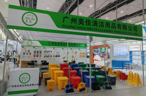 Poubelle à pédale en plastique de 15 L avec design de rainure de ventilation pour éviter que les sacs ne collent - Product Image 6