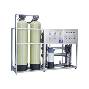 Osmose inverse, filtre à sable au <span class=keywords><strong>charbon</strong></span> <span class=keywords><strong>actif</strong></span> industriel, générateur d'ozone, <span class=keywords><strong>traitement</strong></span> de l'<span class=keywords><strong>eau</strong></span> par UV RO - Product Image 1