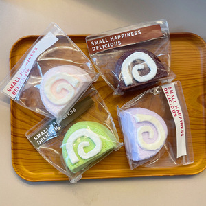 Offre exclusive pour un jouet en silicone souple en forme de gâteau roulé suisse, jouet à presser en forme de triple boule, pour tous les âges, idéal pour soulager le stress - Product Image 1