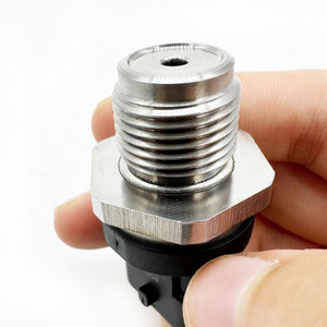 0281002907 0281002720 comune regolatore sensore di pressione del carburante ferroviario per il traffico <span class=keywords><strong>Renault</strong></span> 1.9 2.2 2.5 Mercedes MWM VW Chevrolet - Product Image 3