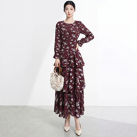 Robe longue plissée à imprimé floral pour femme 2026, à manches longues, col rond, coupe trapèze, avec volants superposés, style boutique, tendance