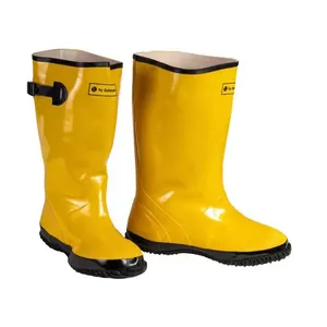 工厂定制黄色雪泥橡胶雨靴，用于建筑工程