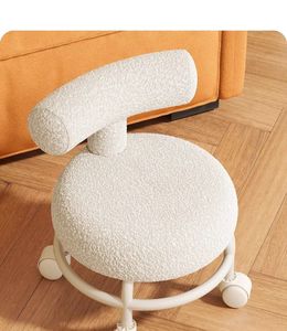Petit tabouret moderne en tissu avec roulettes, idéal pour l'apprentissage, la couture, le salon, avec fonction de rangement - Product Image 4