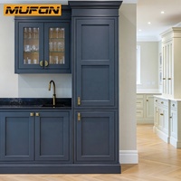 Ensemble de meubles de cuisine bleus sur mesure avec îlot central, armoires de cuisine en bois massif laqué à cadre encastré, ensembles complets de designs