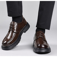 Chaussures habillées tendance pour hommes avec logo personnalisé, en PU brillant, imperméables, robustes, respirantes, antidérapantes et confortables pour le bureau et le travail – Grande Vente