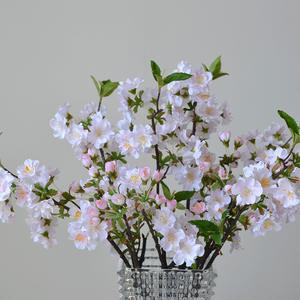 Ramas de Flores de Cerezo Artificiales IJ047, Color Rosa Claro, para Decoración de Bodas, Hogar y Fiestas - Product Image 1